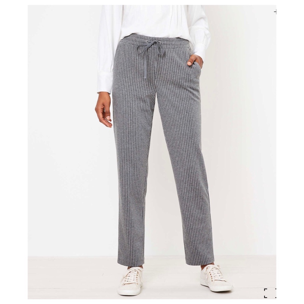 LOFT Tapered Knit Pull On Pants In Stripe
